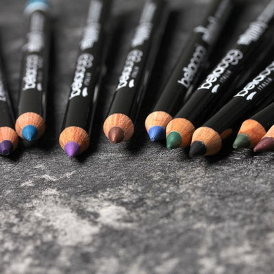 LÁPIS EYE LINER